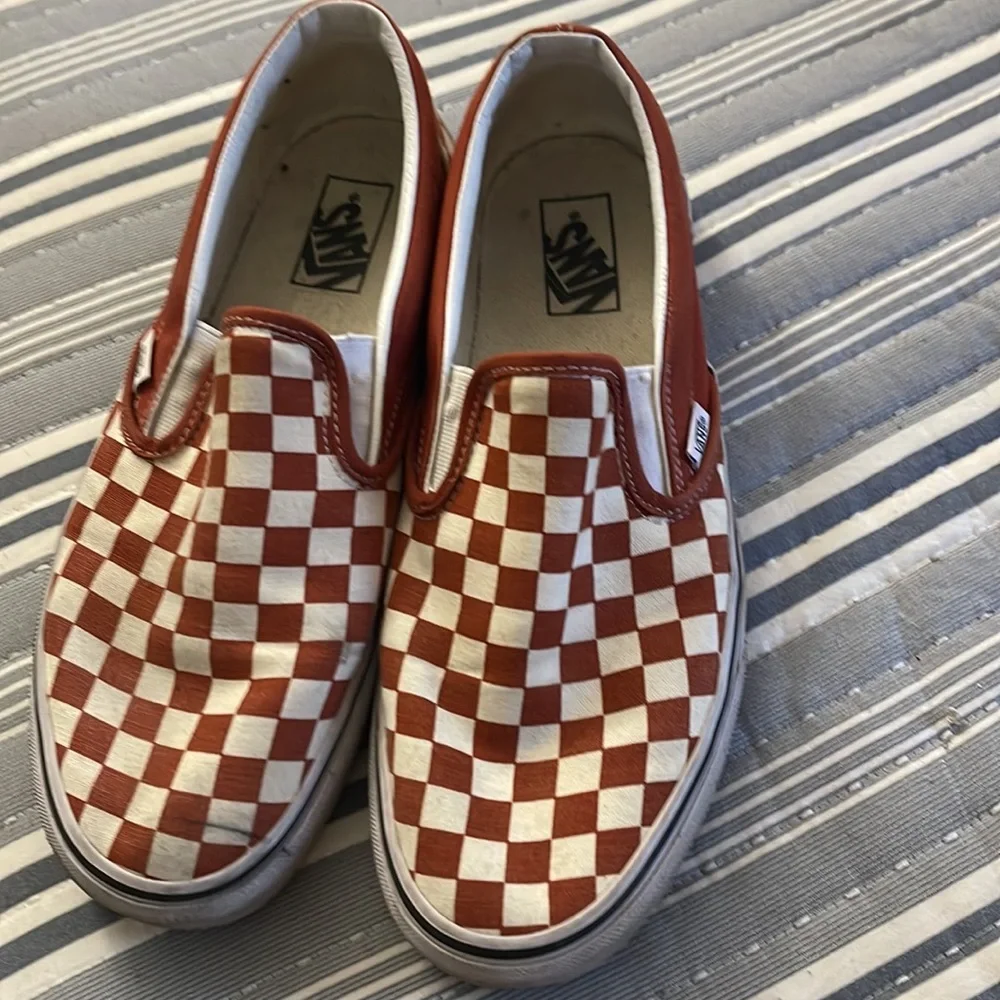 Checkered vans - Picture 2 of 4
